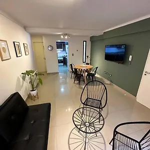 Departamento Excelente Ubicacion Con Cochera Apartamento